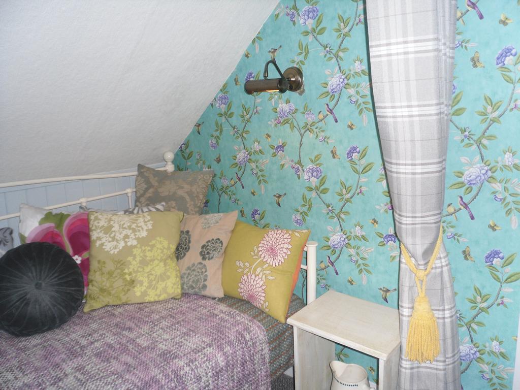 Claremont House Holiday Apartments Llandudno Room photo