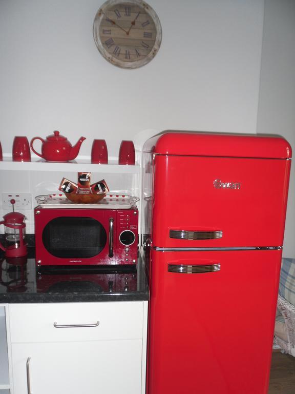 Claremont House Holiday Apartments Llandudno Room photo